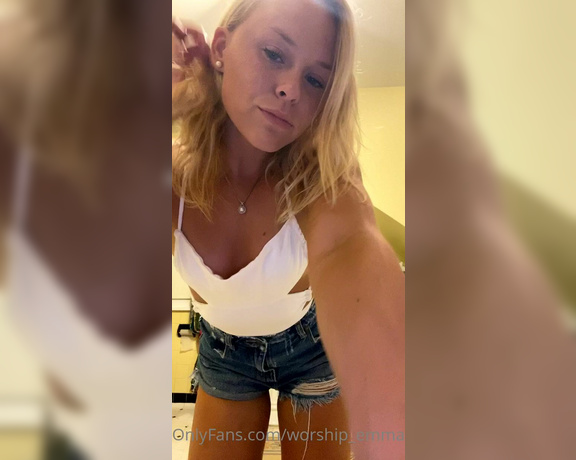 Princess Emma aka worship_emma OnlyFans Video 1619