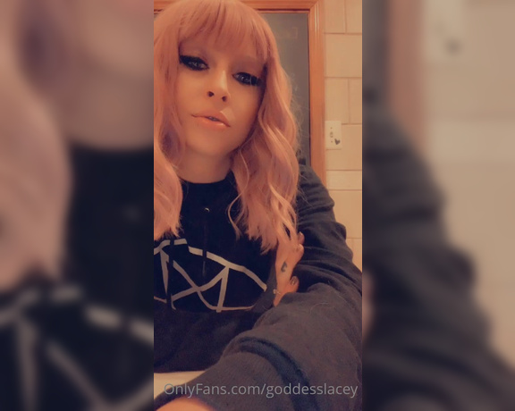 Goddess Lacey aka goddesslacey OnlyFans - Can you imagine