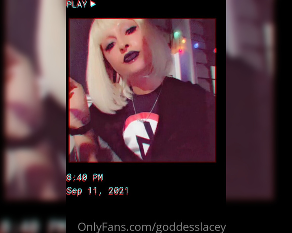 Goddess Lacey aka goddesslacey OnlyFans - Black lips & cigarette