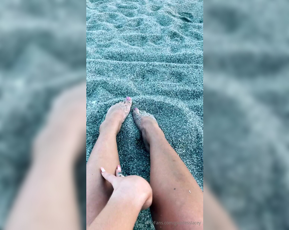 Goddess Lacey aka goddesslacey OnlyFans - Feet in the sand