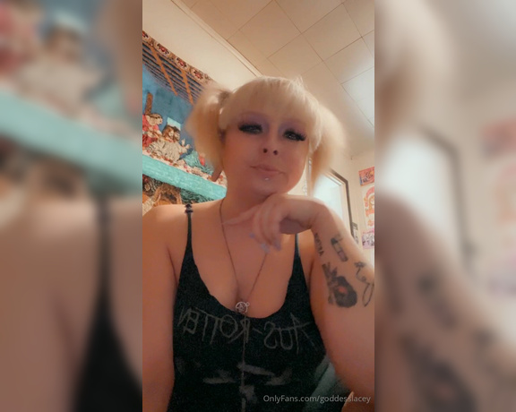 Goddess Lacey aka goddesslacey OnlyFans Video 7970