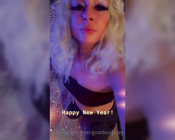 Goddess Lacey aka goddesslacey OnlyFans - Happy New Year