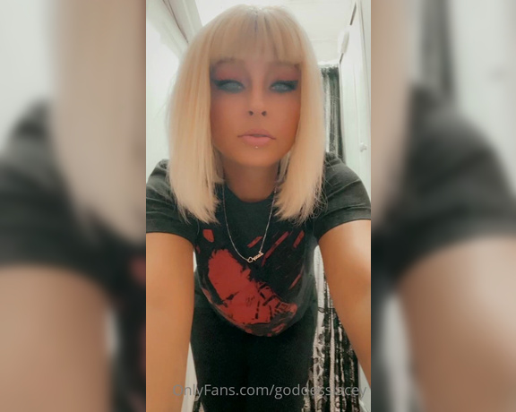 Goddess Lacey aka goddesslacey OnlyFans - Oh god It’s so good