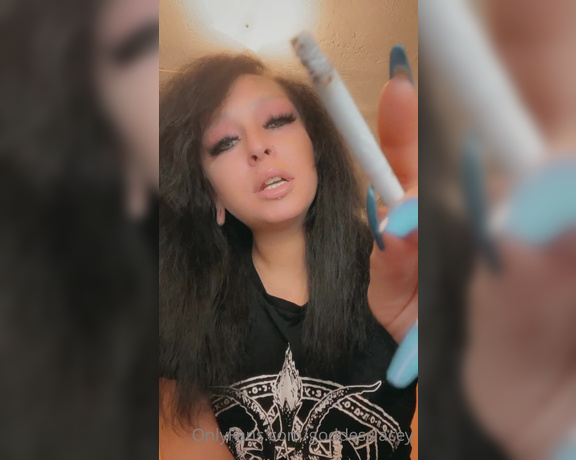 Goddess Lacey aka goddesslacey OnlyFans - Smoking content is my favorite