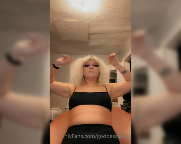 Goddess Lacey aka goddesslacey OnlyFans Video 3416