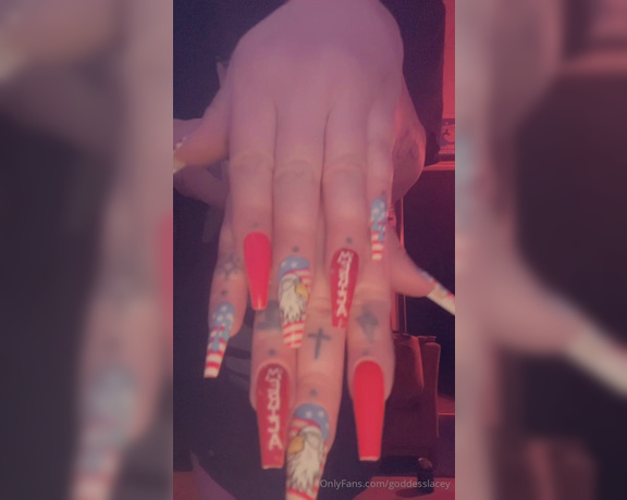 Goddess Lacey aka goddesslacey OnlyFans - Jerk off to my Fourth of July nails