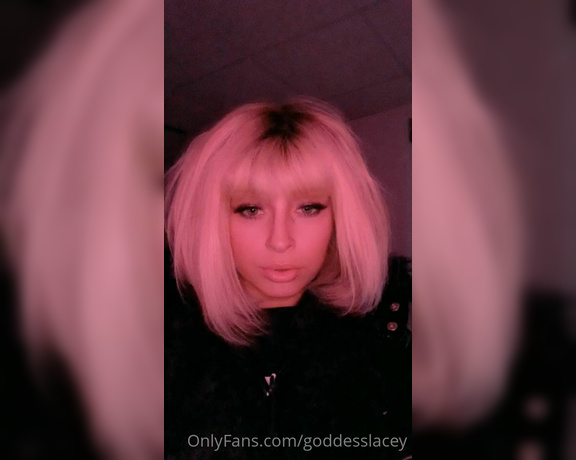 Goddess Lacey aka goddesslacey OnlyFans - Lets burn