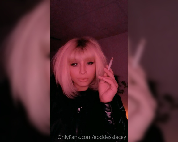 Goddess Lacey aka goddesslacey OnlyFans - Lets burn