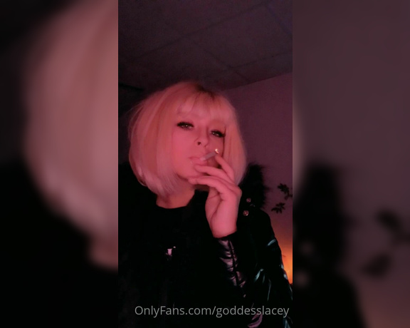 Goddess Lacey aka goddesslacey OnlyFans - Lets burn