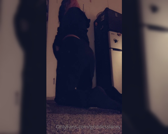 Goddess Lacey aka goddesslacey OnlyFans - Stroke slow