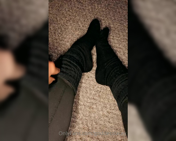 Goddess Lacey aka goddesslacey OnlyFans - Slouchy boyz send