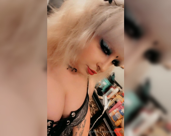 Goddess Lacey aka goddesslacey OnlyFans Video 172