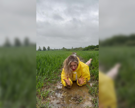 Bsmessybakery aka bsmessybakery OnlyFans - My muddy humiliation dressed in a yellow hazmat suit and pink hunter wellies boots