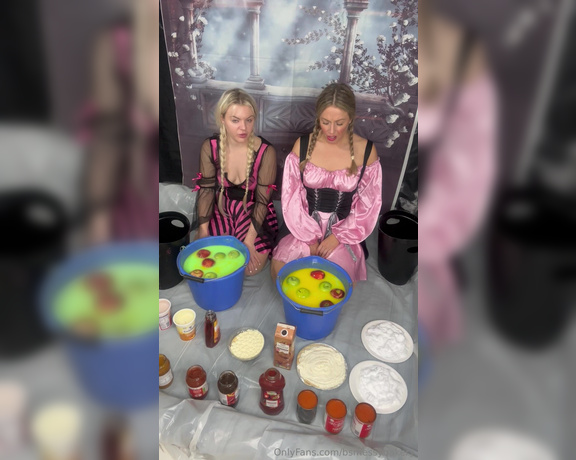 Bsmessybakery aka bsmessybakery OnlyFans - Messy Wenches The Kings favourite wenches Bri & Lana Rose get summoned by the