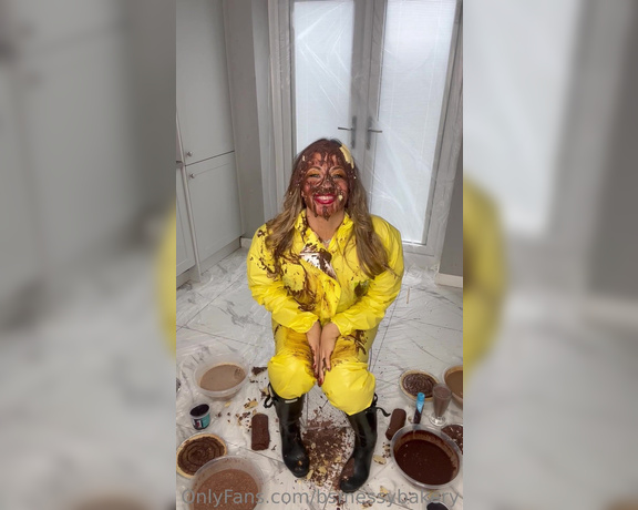 Bsmessybakery aka bsmessybakery OnlyFans - Watch as I transform this hazmat bodysuit with nothing but chocolate, chocolate & guess what… more