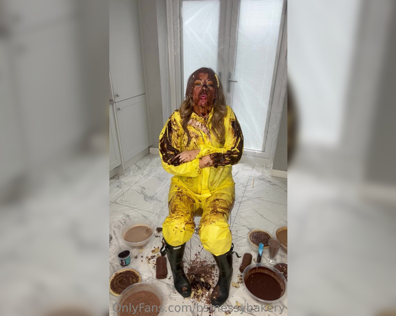 Bsmessybakery aka bsmessybakery OnlyFans - Watch as I transform this hazmat bodysuit with nothing but chocolate, chocolate & guess what… more