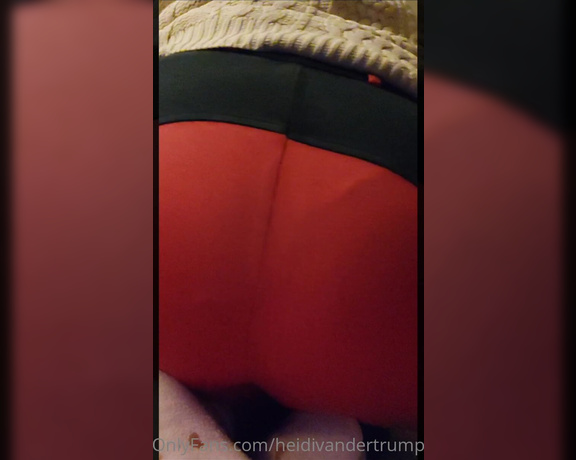 Heidi Foxx aka heidivandertrump OnlyFans - Last nights farts n burps i was so gassed up followed by this mornings farts