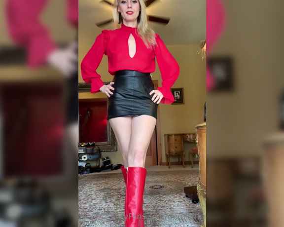 Mistress Karin von Kroft aka domkarin OnlyFans - Let me show you where the cleaning is needed