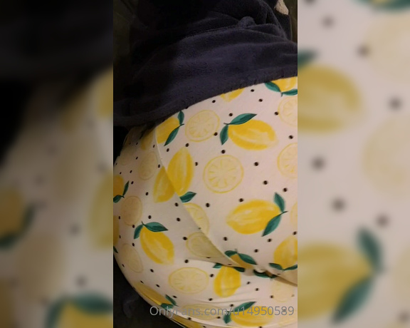 Heidi Foxx aka heidivandertrump OnlyFans - My lovely Lemon pjs that are not so lemon fresh!