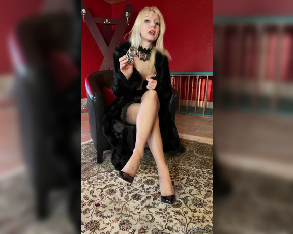 Mistress Karin von Kroft aka domkarin OnlyFans - I am the owner