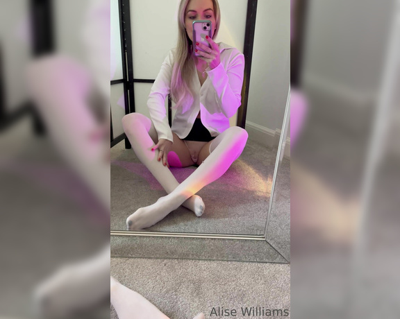 Alise Williams aka alisewilliams OnlyFans - Ok so I’m loving these white stockings! So cute