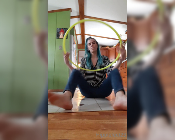 Hippiefeet23 aka hippiefeet23 OnlyFans - Do you like the hooping videos