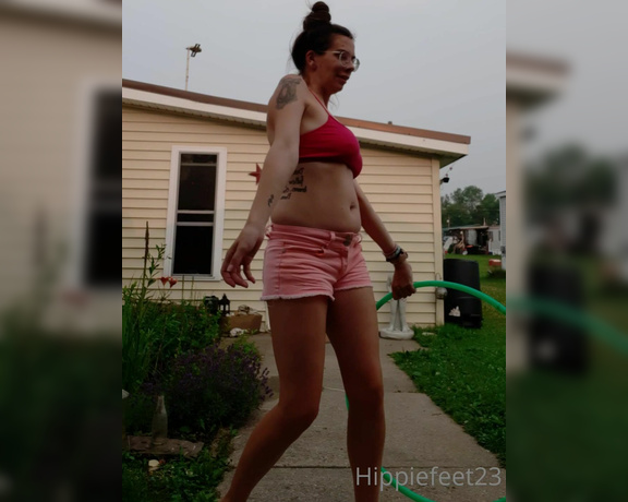 Hippiefeet23 aka hippiefeet23 OnlyFans Video 2704