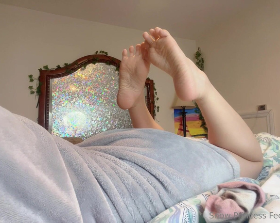 SnowPrincess aka snowpriness OnlyFans - What left after socks came out