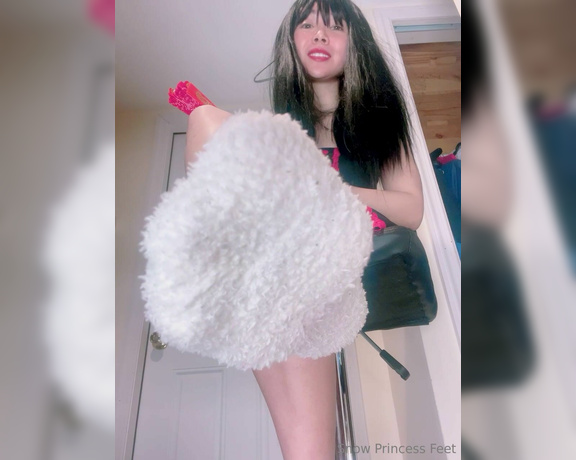 SnowPrincess aka snowpriness OnlyFans - Only for fuzzy lover