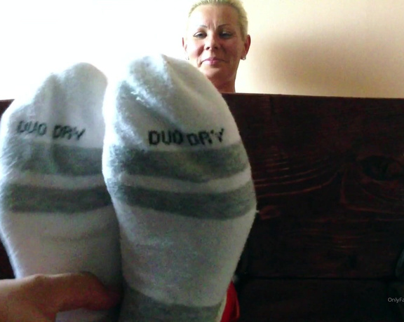 Devil's Footstool aka devilsfootstool OnlyFans - Polish Milf Toe Tied and Tickled