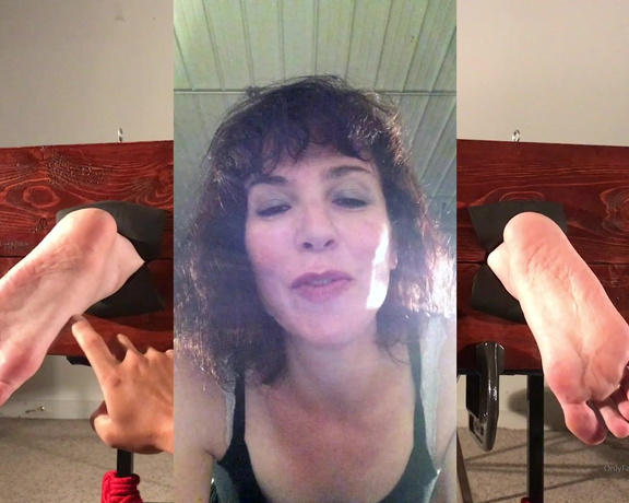 Devil's Footstool aka devilsfootstool OnlyFans - Kay tickled in stocks