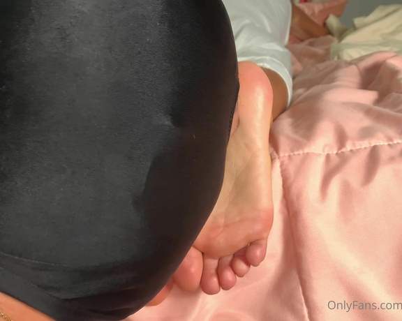 Devil's Footstool aka devilsfootstool OnlyFans - Suki Lickled