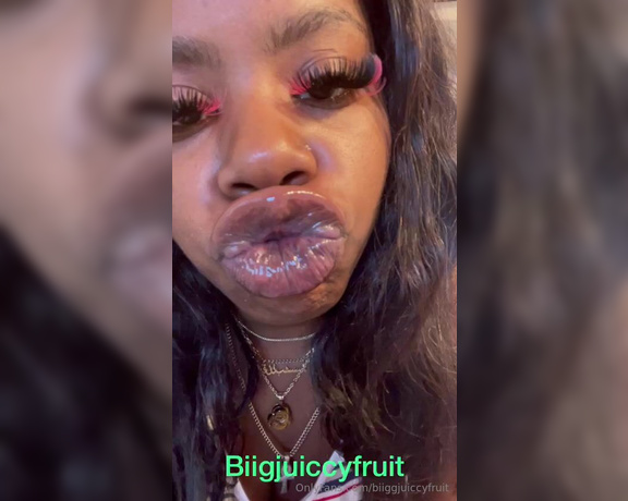 Biiggjuiccyfruit aka biiggjuiccyfruit OnlyFans - Miss me regular post starting up again 9am