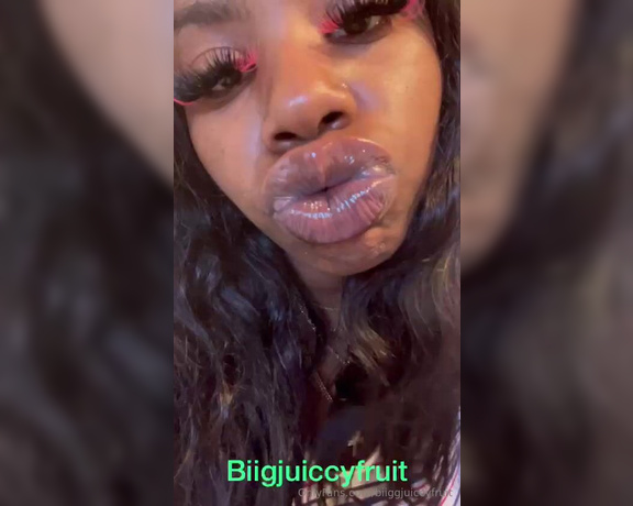 Biiggjuiccyfruit aka biiggjuiccyfruit OnlyFans - Miss me regular post starting up again 9am