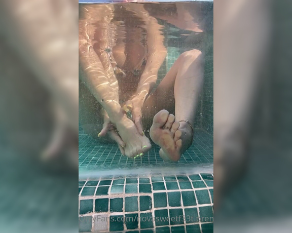 Indubiopronova aka indubiopronova OnlyFans - Watch my feet in the pool through the thin glass that separates us… I bet you’d