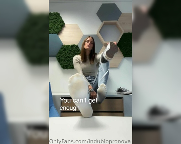 Indubiopronova aka indubiopronova OnlyFans - Where are my stinky sock lovers at You’ll LOVE this clip! Ive worn these socks for