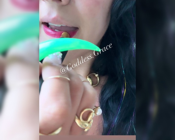 Goddess Grace aka goddessgrace OnlyFans - Yes, I have a lip fetish I once won a kissing contest where contestants had