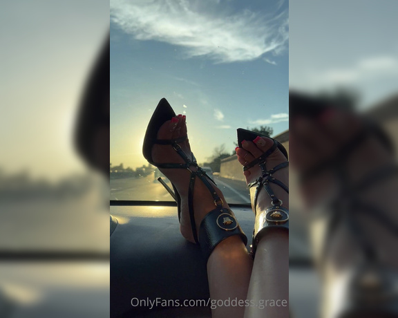 Goddess Grace aka goddessgrace OnlyFans - Goddess GRCE had too many gimlets