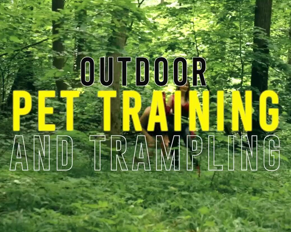 Noir Queenie aka noirqueenie OnlyFans - Pet training & trampling in the woods While I am walking my dog outside in the