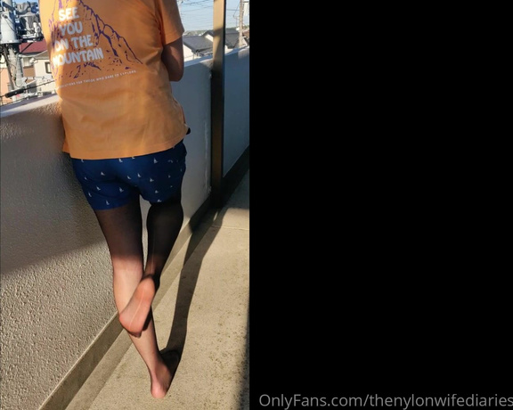 Thenylonwifediaries aka thenylonwifediaries OnlyFans - A public tease & a nylon FJ from hubby today