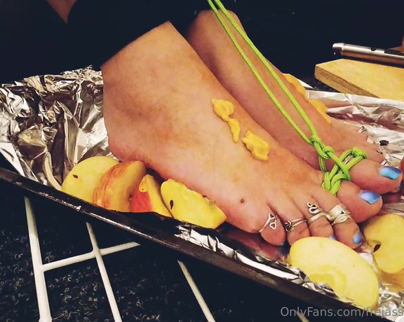 Frejas Submissive Feet aka frejassubmissivefeet OnlyFans - Roasted feet with apples The part is on the other place Also a new post