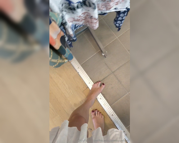 Frejas Submissive Feet aka frejassubmissivefeet OnlyFans - Barefoot visits to a second hand shop in the suburbs, a big sports store with shoes