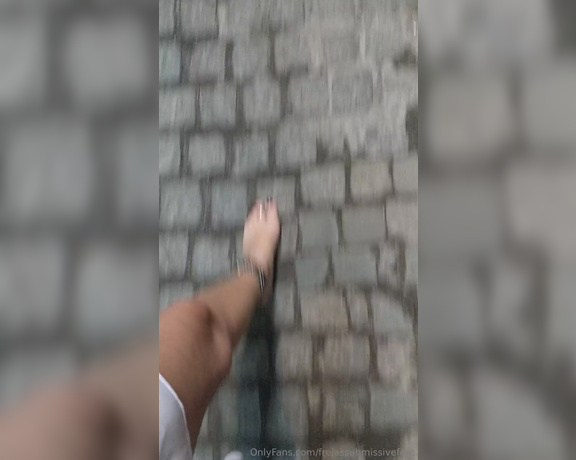 Frejas Submissive Feet aka frejassubmissivefeet OnlyFans - Barefoot walk in the Old Town, and taking you through the most narrow street of Stockholm