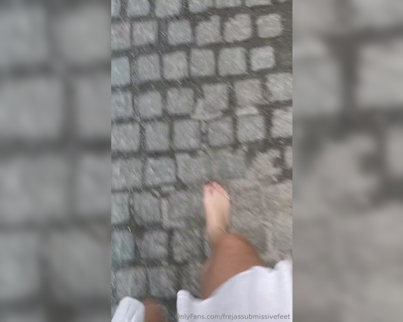 Frejas Submissive Feet aka frejassubmissivefeet OnlyFans - Barefoot walk in the Old Town, and taking you through the most narrow street of Stockholm