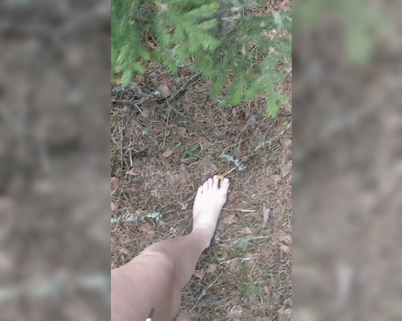 Frejas Submissive Feet aka frejassubmissivefeet OnlyFans - A little walk in the forest today in the new warm weather