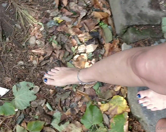 Frejas Submissive Feet aka frejassubmissivefeet OnlyFans - Come with me on a little adventurous nature path this my last morning in the village