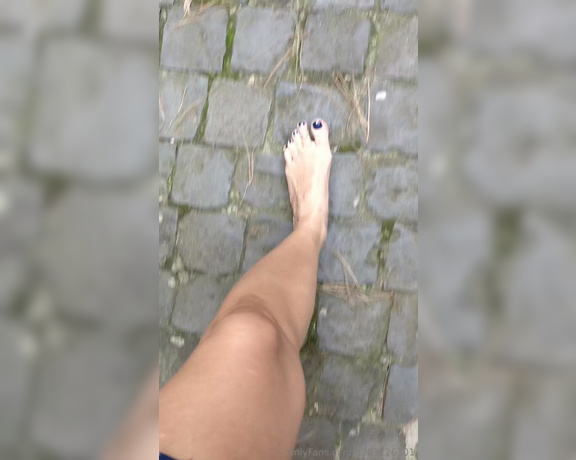 Frejas Submissive Feet aka frejassubmissivefeet OnlyFans - I love the cobblestone under my feet and I feel a bit naughty on my walk