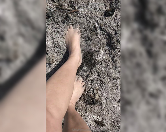 Frejas Submissive Feet aka frejassubmissivefeet OnlyFans - Walking on the remains of the fire Going in a bit deeper into the ashes than