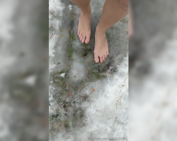 Frejas Submissive Feet aka frejassubmissivefeet OnlyFans - Barefoot on ice and gravel Winter let go a bit of us for now and even