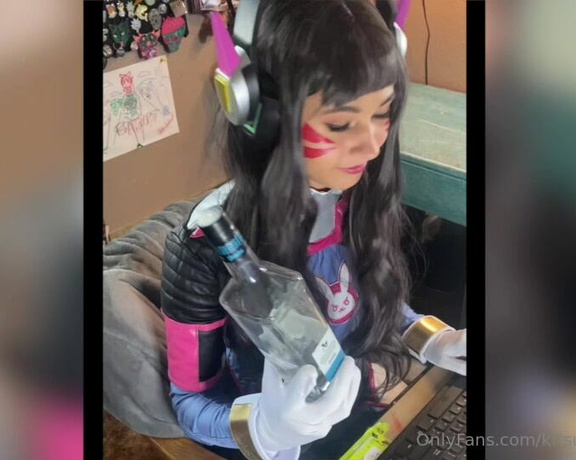 Kitsune_Foreplay aka kitsune_foreplay OnlyFans - Gassy Dva uses you as her gaming chair! Face farts, Vore) FULL REUP